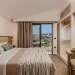 Isola Concept 4*