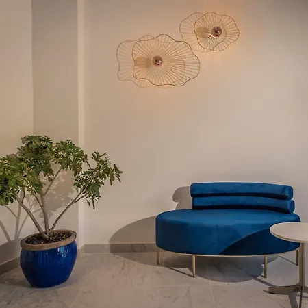 Isola Concept 4*