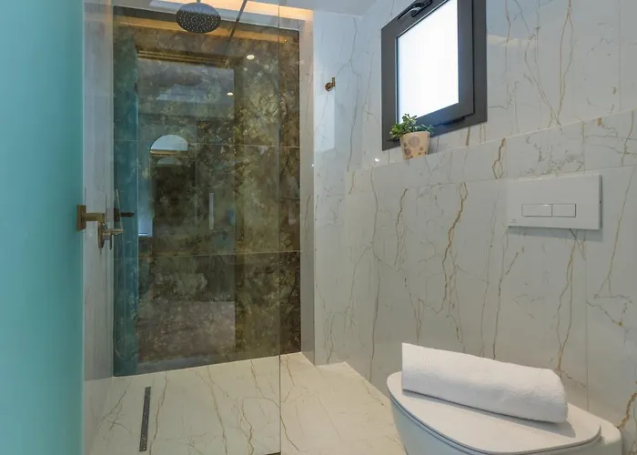 Isola Concept 4*