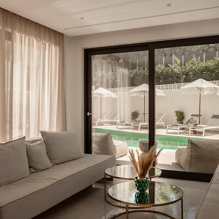 Isola Concept Τσιλιβί