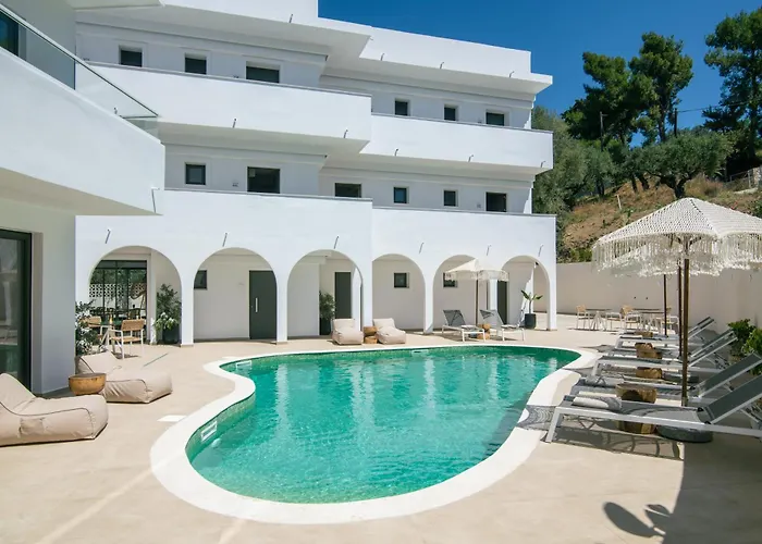 Isola Concept Ξενοδοχείο με διαμερίσματα 4*