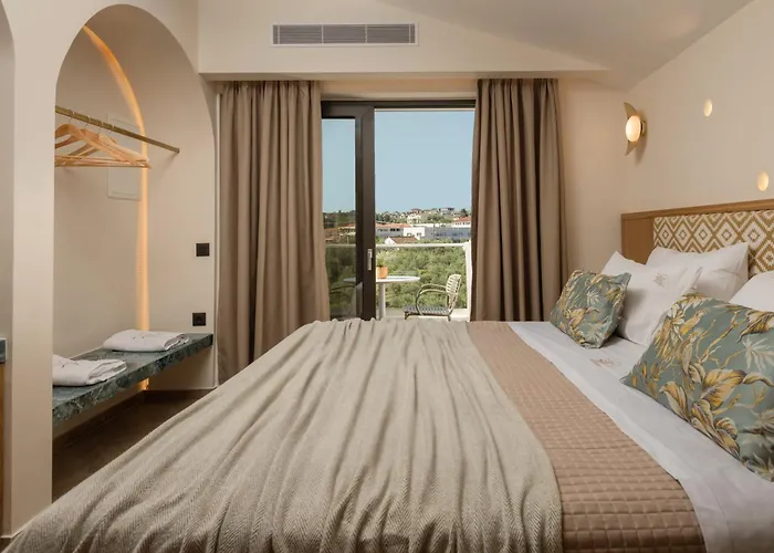 Isola Concept Ξενοδοχείο με διαμερίσματα 4*