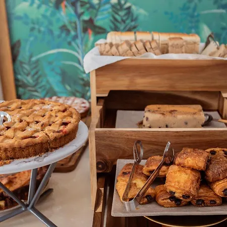 Apart Otel Isola Concept 4*