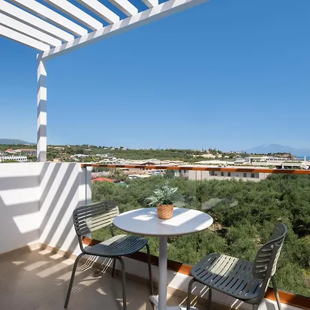 Isola Concept מלון דירות טסיליבי