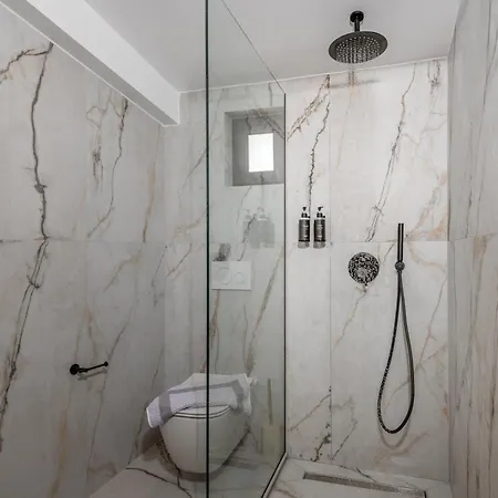 Apart Otel Isola Concept 4*